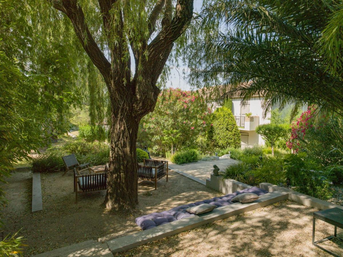 Saint-Rémy-de-Provence Hotel L'Amandiere מראה חיצוני תמונה