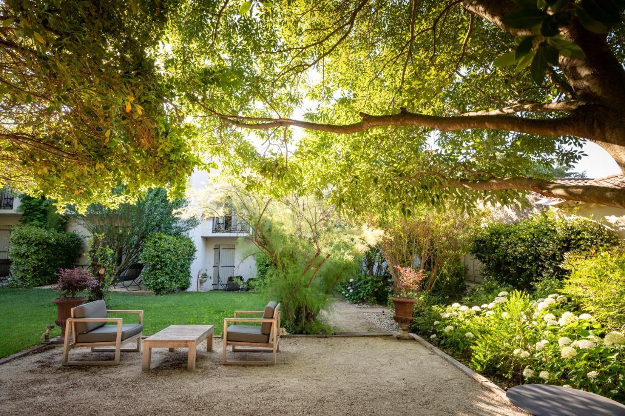 Saint-Rémy-de-Provence Hotel L'Amandiere מראה חיצוני תמונה